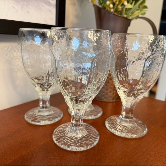 4 Vintage Textured Libbey Wine Goblets - Picture 2 of 8
